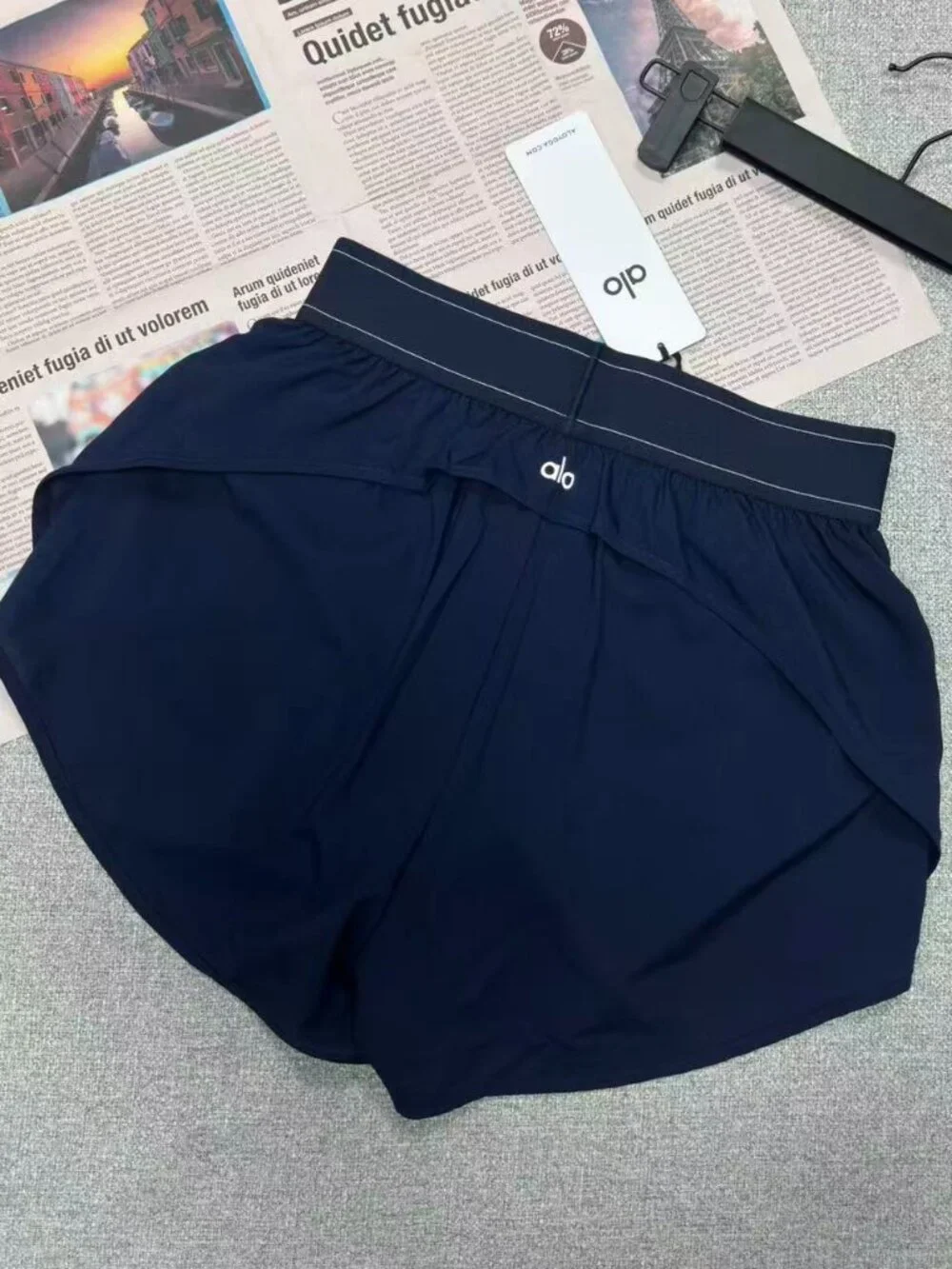 Brand new Alo Yoga🛶Match Point Short Navy Blue